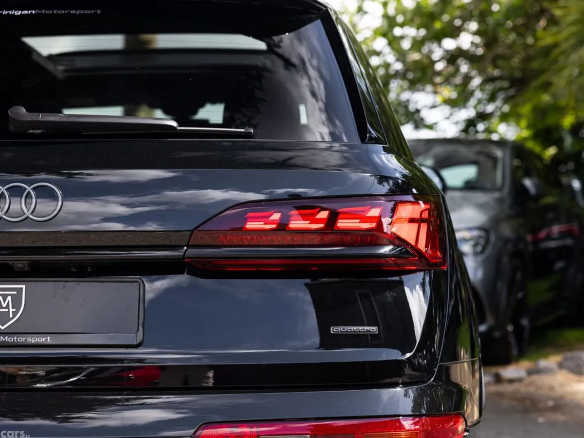 Audi Q7 SUV, Petrol Plug-in Hybrid, 2026, Black