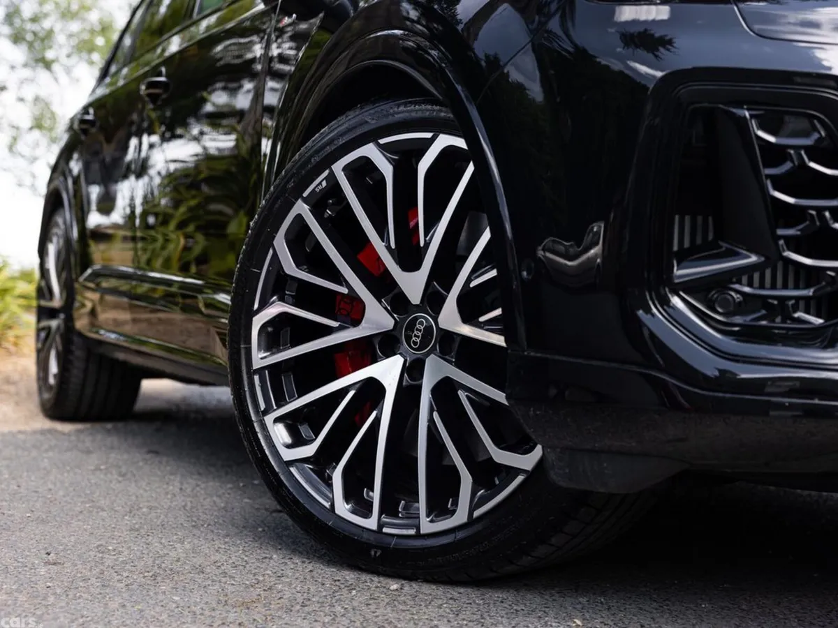 Audi Q7 SUV, Petrol Plug-in Hybrid, 2026, Black