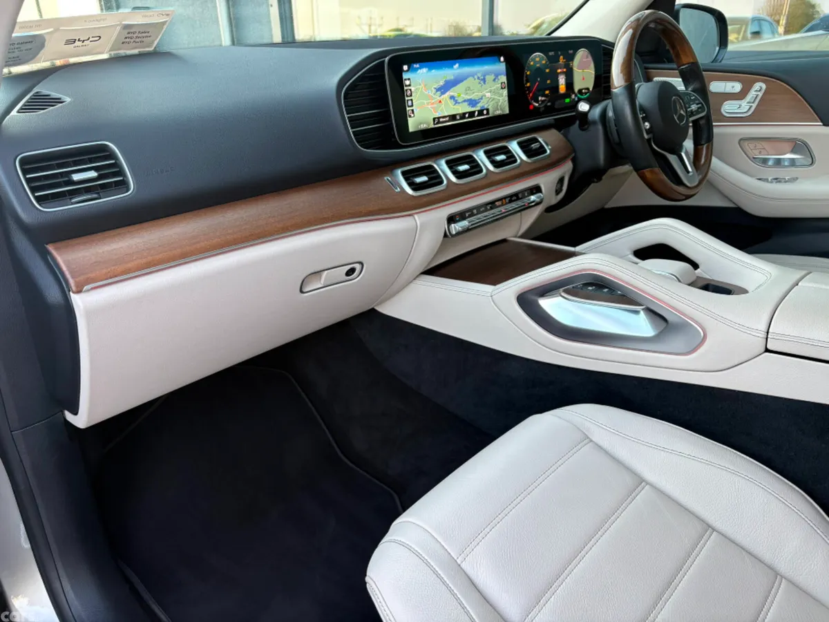 Mercedes-Benz GLE SUV, Diesel Plug-in Hybrid, 2022, Silver