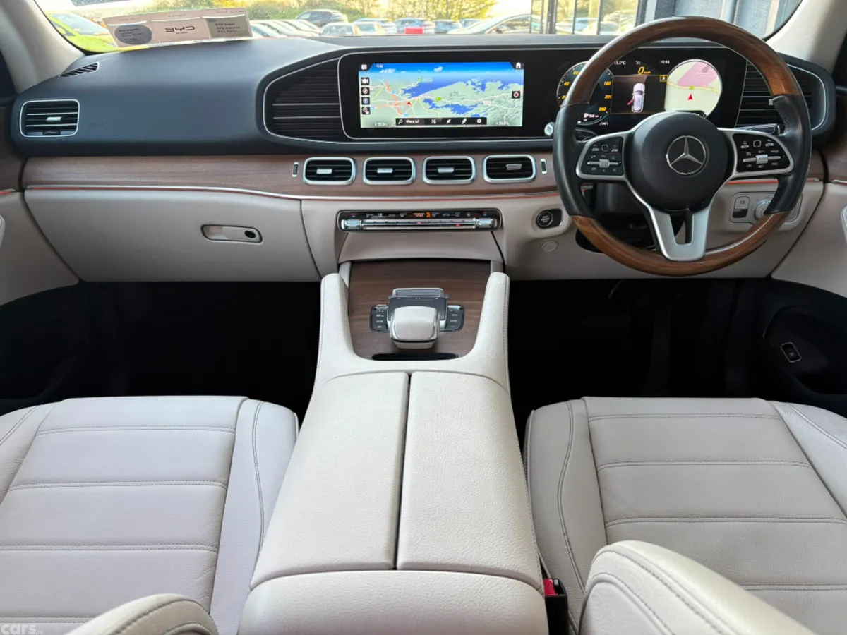Mercedes-Benz GLE SUV, Diesel Plug-in Hybrid, 2022, Silver