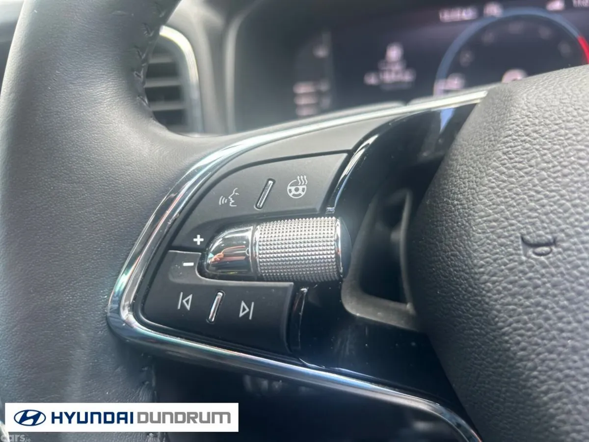 Skoda Karoq Estate, Petrol, 2023, Grey