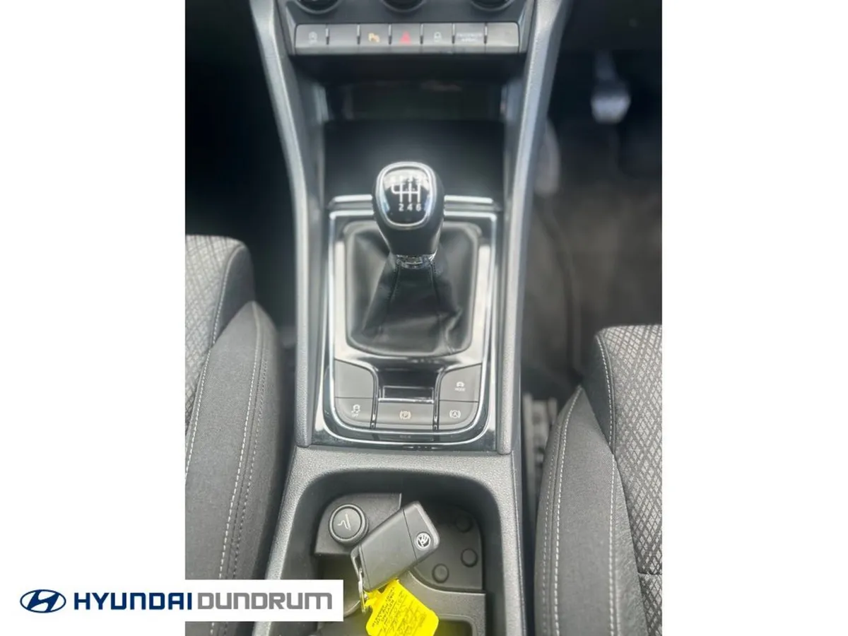 Skoda Karoq Estate, Petrol, 2023, Grey