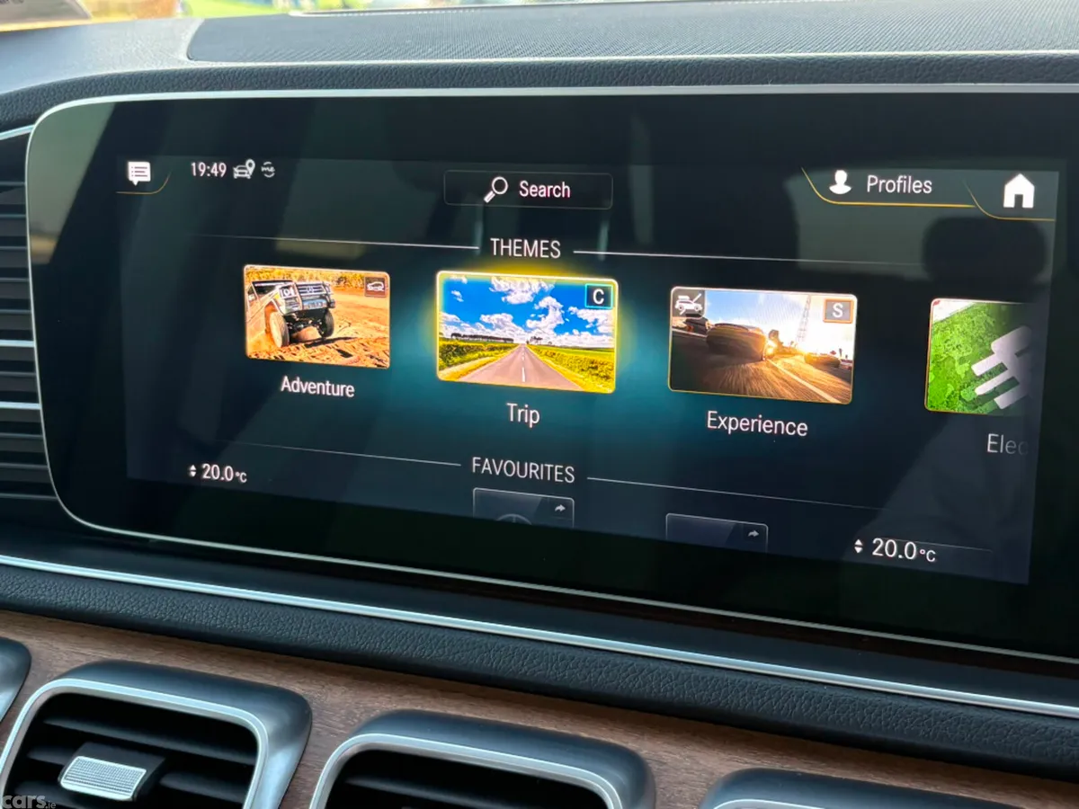 Mercedes-Benz GLE SUV, Diesel Plug-in Hybrid, 2022, Silver