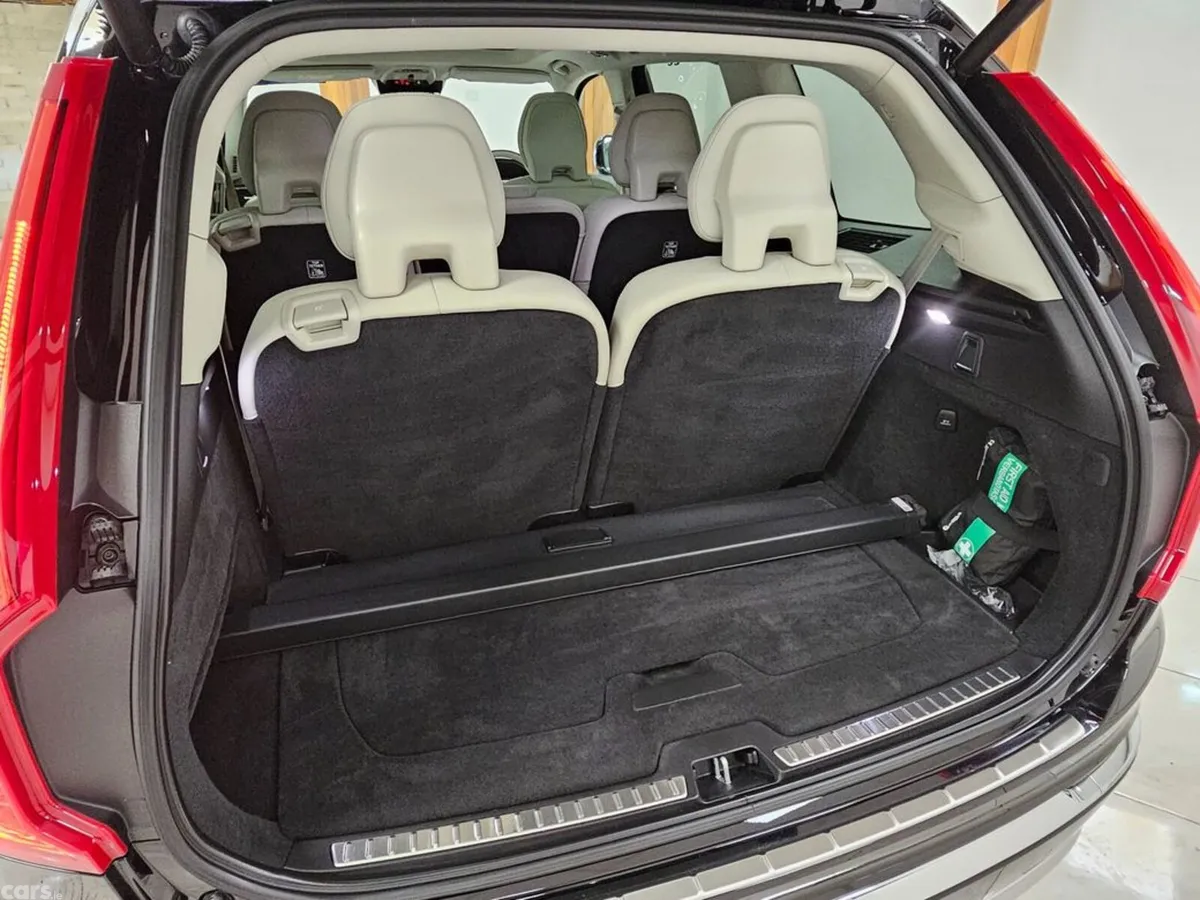 Volvo XC90 Estate, Petrol Plug-in Hybrid, 2022, Black