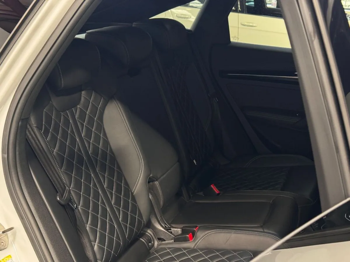 Audi Q5 Estate, Petrol Plug-in Hybrid, 2023, White