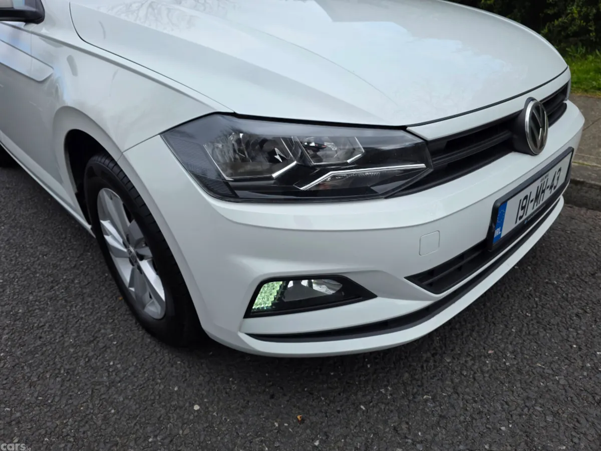 Volkswagen Polo Hatchback, Petrol, 2019, White