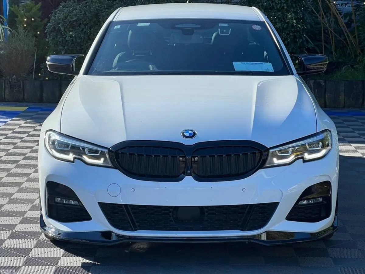 BMW 3-Series Saloon, Petrol Plug-in Hybrid, 2021, White