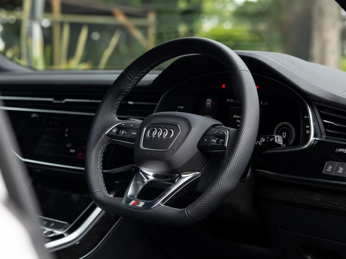Audi Q7 SUV, Petrol Plug-in Hybrid, 2026, White