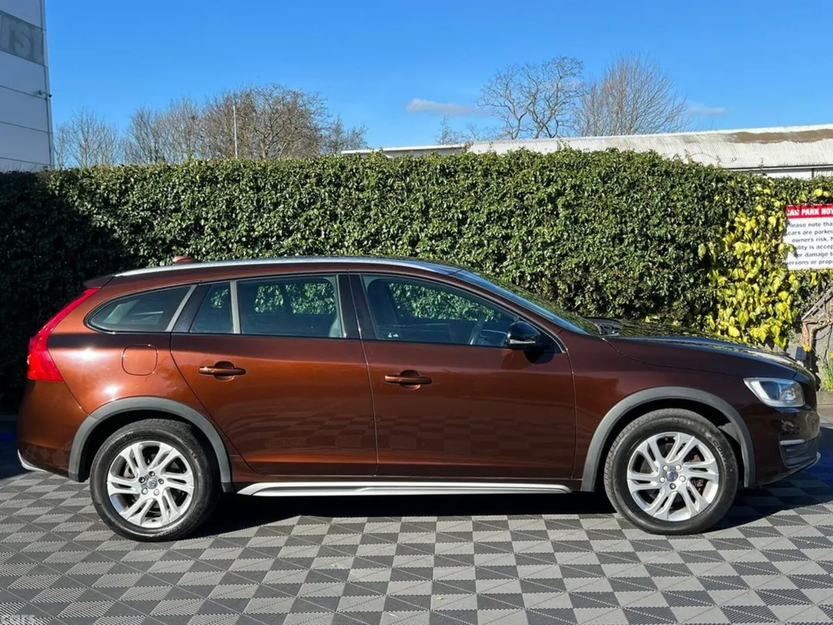 Volvo V60 Estate, Diesel, 2016, Brown