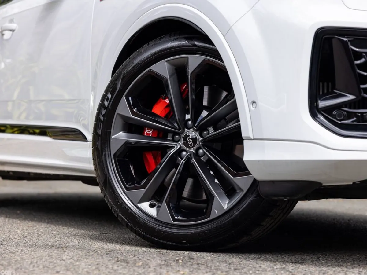 Audi Q7 SUV, Petrol Plug-in Hybrid, 2026, White