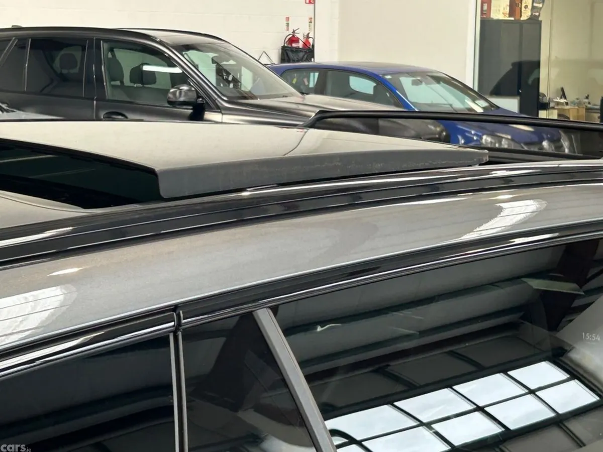 Volkswagen Passat Estate, Petrol Hybrid, 2025, Grey