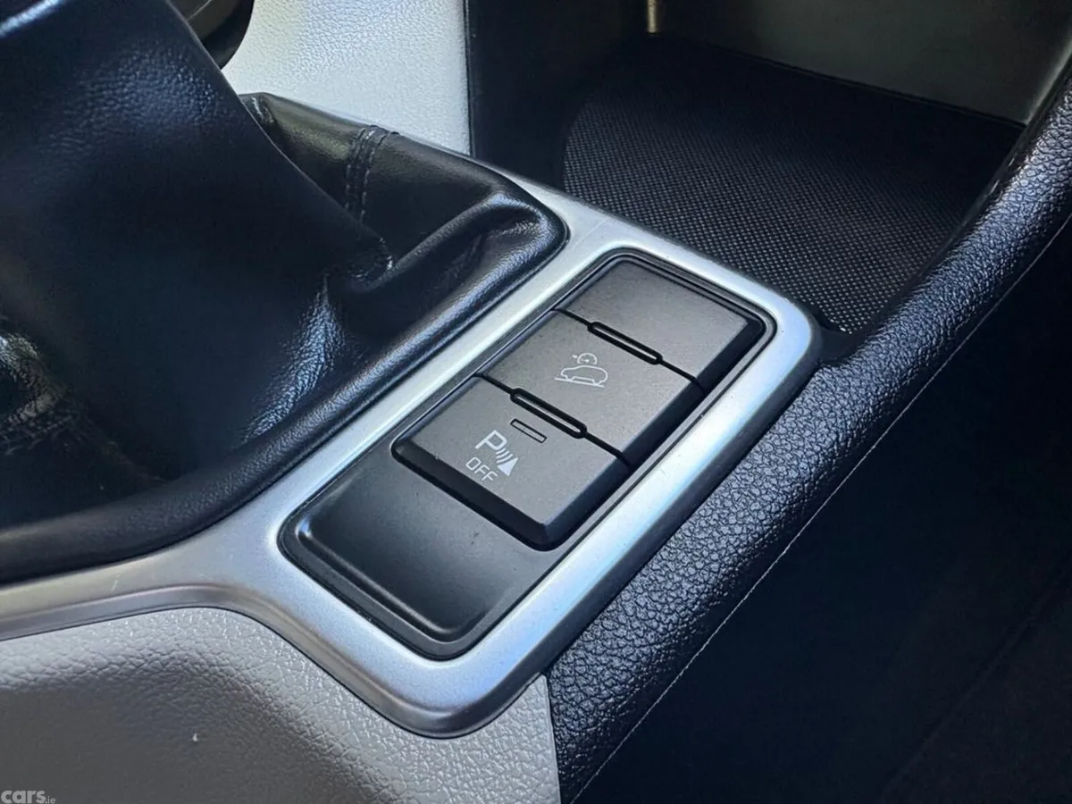 Kia Sportage SUV, Diesel Hybrid, 2021, White