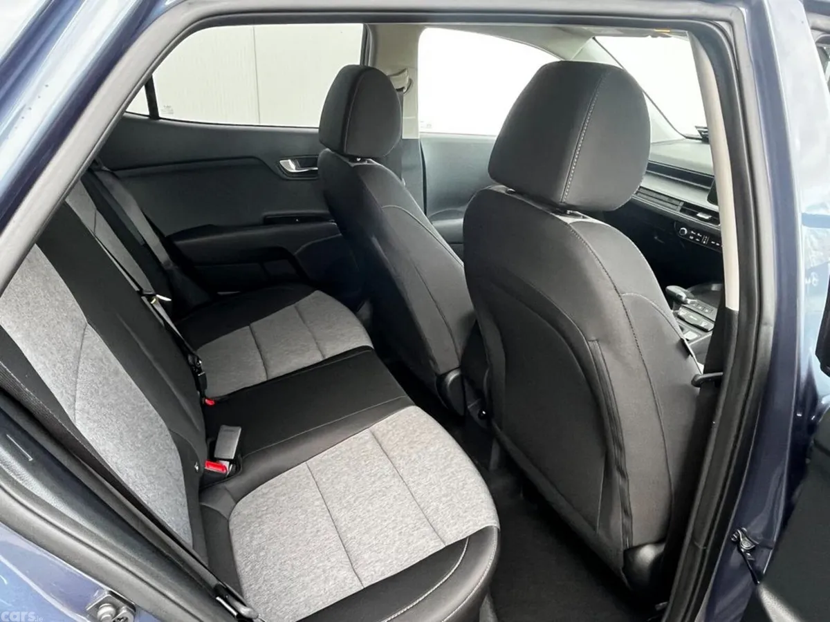 Kia Stonic Hatchback, Petrol, 2027, Blue