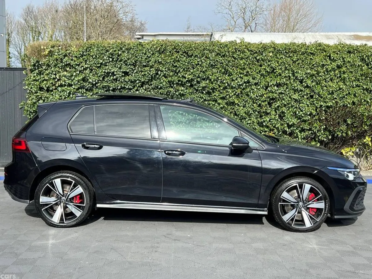 Volkswagen Golf Hatchback, Petrol Plug-in Hybrid, 2023, Black