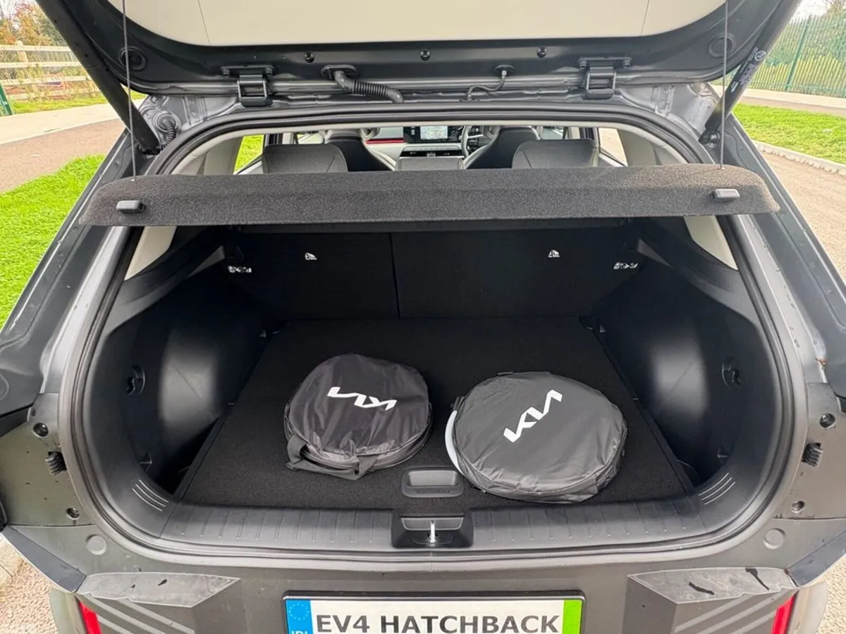 Kia EV4 Hatchback, Electric, 2027, Grey