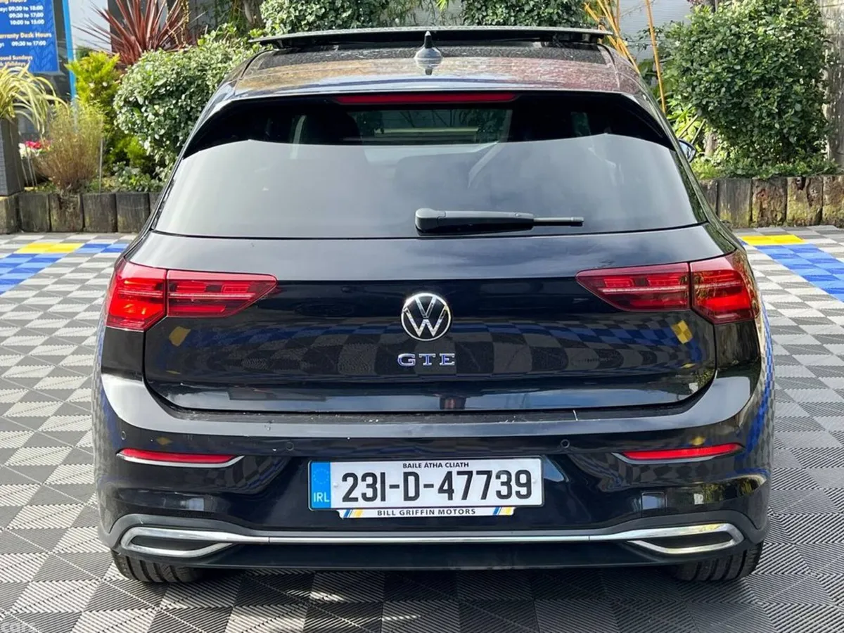 Volkswagen Golf Hatchback, Petrol Plug-in Hybrid, 2023, Black