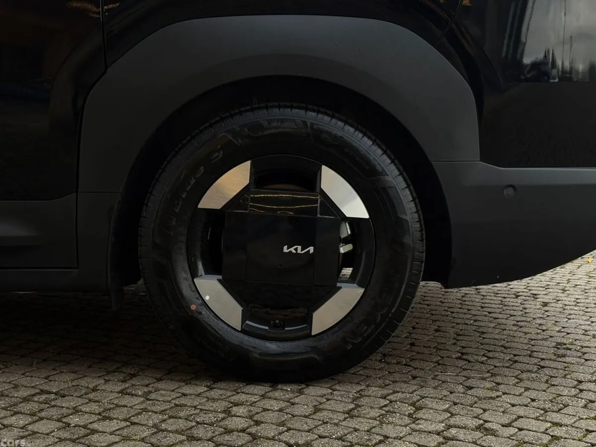 Kia PV5 Van, Electric, 2027, Black