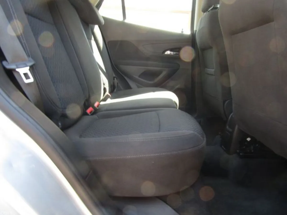 Vauxhall Mokka Hatchback, Petrol, 2019, Silver