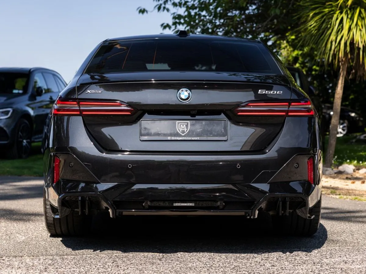 BMW 5-Series Saloon, Petrol Plug-in Hybrid, 2024, Black