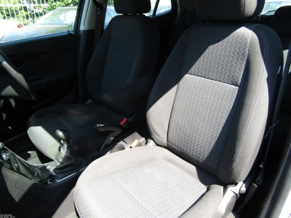 Vauxhall Mokka Hatchback, Petrol, 2019, Silver