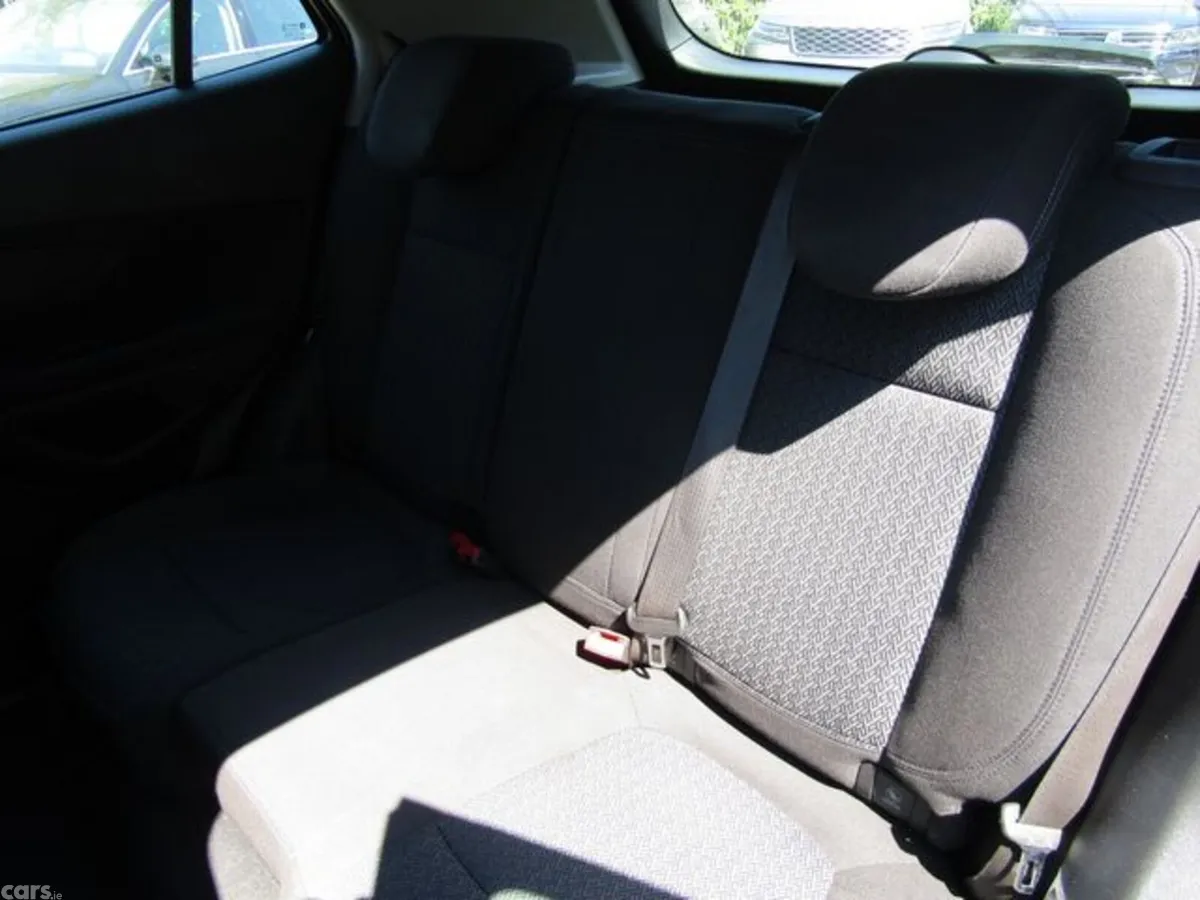 Vauxhall Mokka Hatchback, Petrol, 2019, Silver