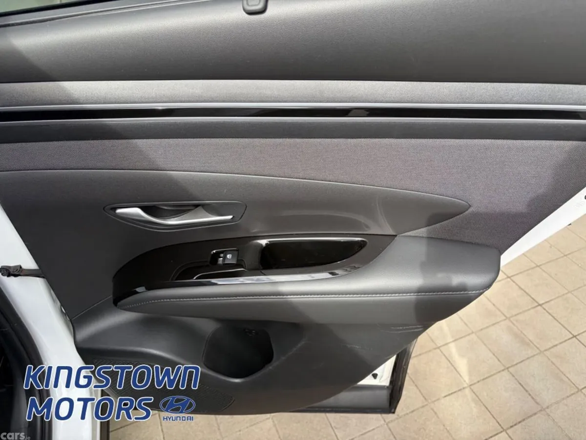 Hyundai Tucson MPV, Diesel, 2021, White