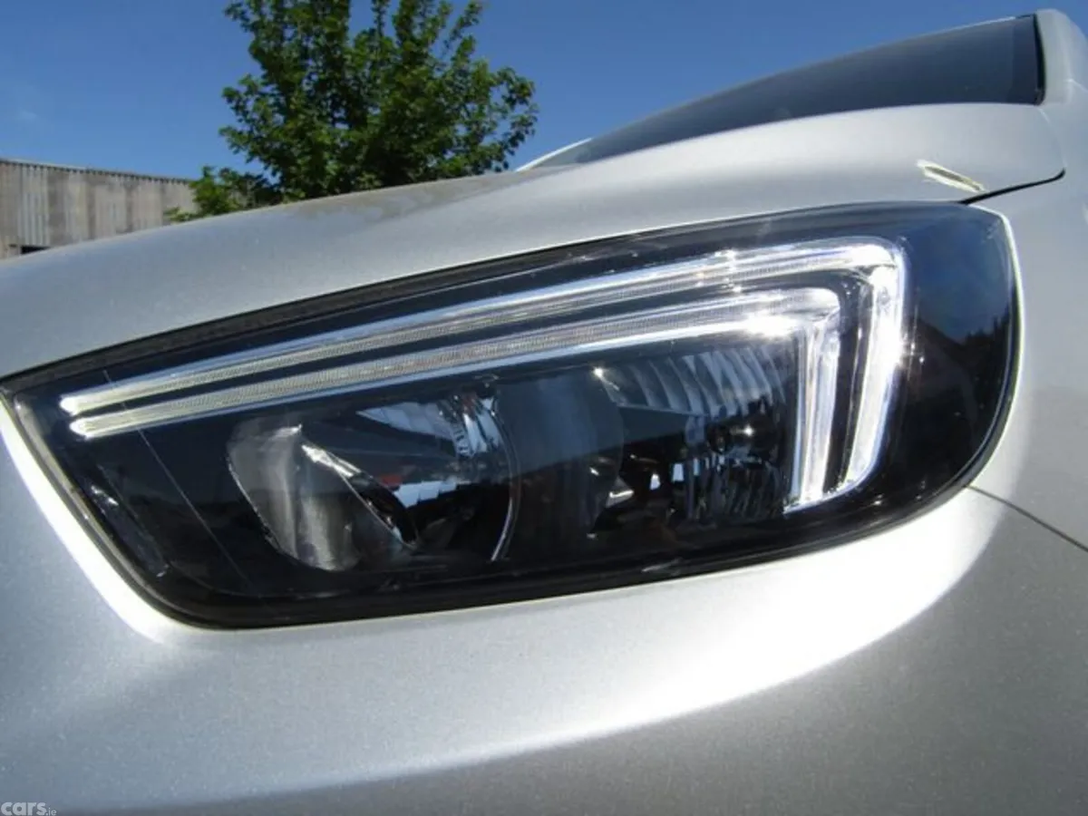 Vauxhall Mokka Hatchback, Petrol, 2019, Silver