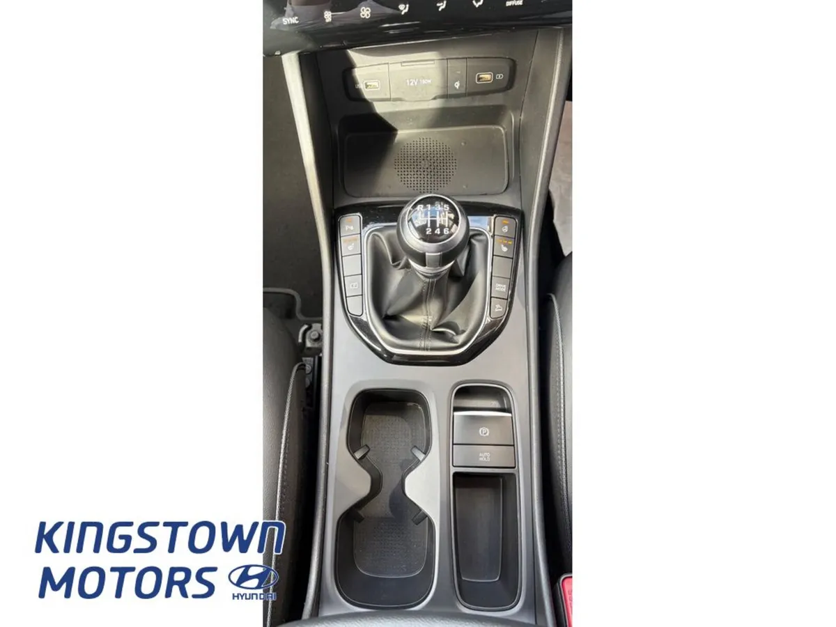Hyundai Tucson MPV, Diesel, 2021, White
