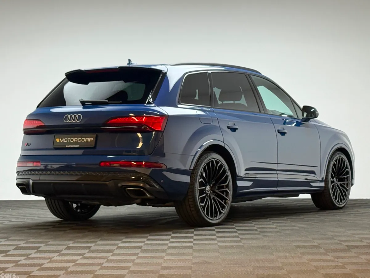 Audi Q7 SUV, Petrol Plug-in Hybrid, 2024, Blue