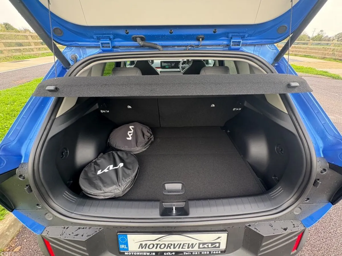 Kia EV4 Hatchback, Electric, 2027, Blue