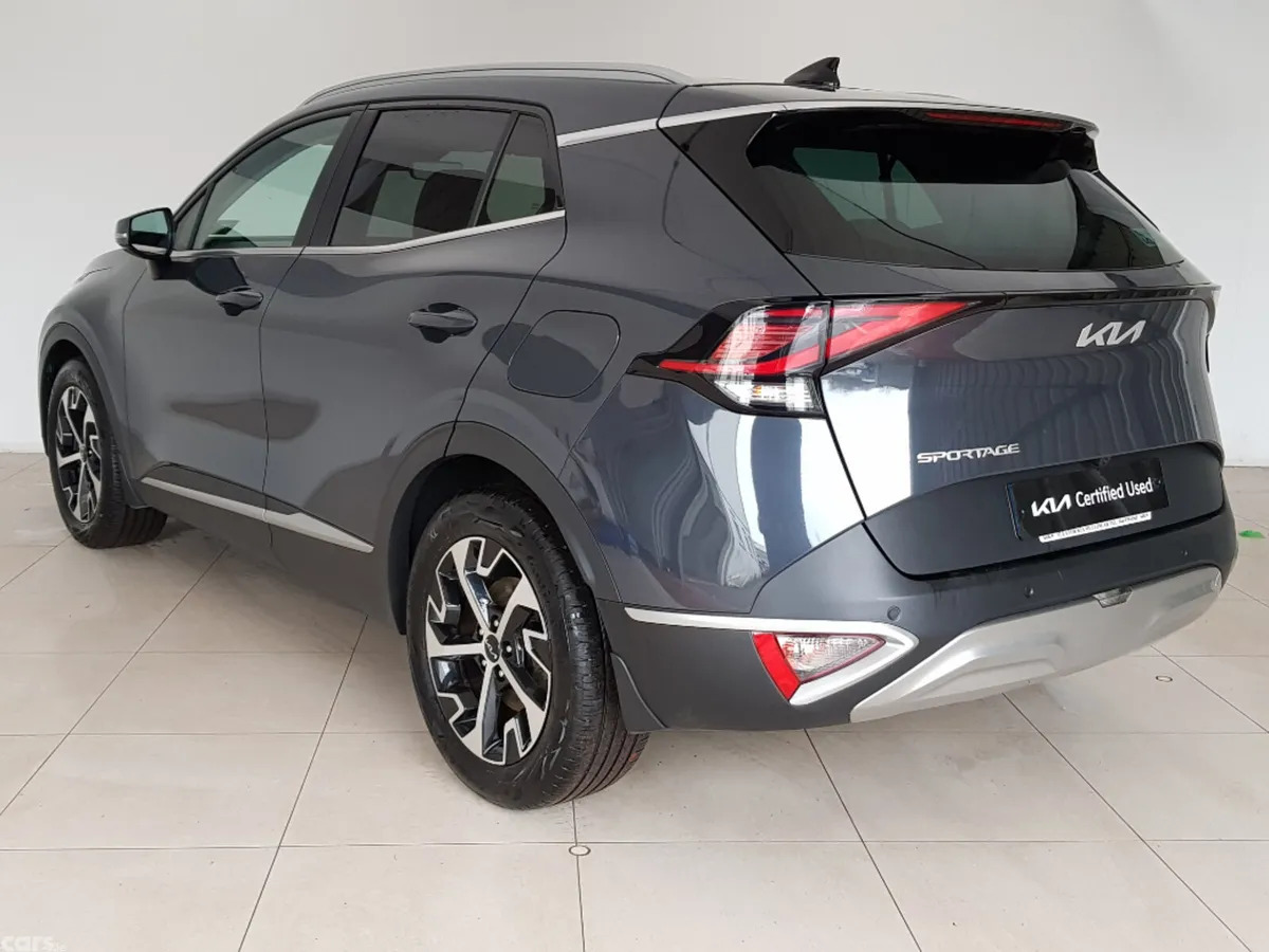 Kia Sportage MPV, Diesel, 2024, Grey