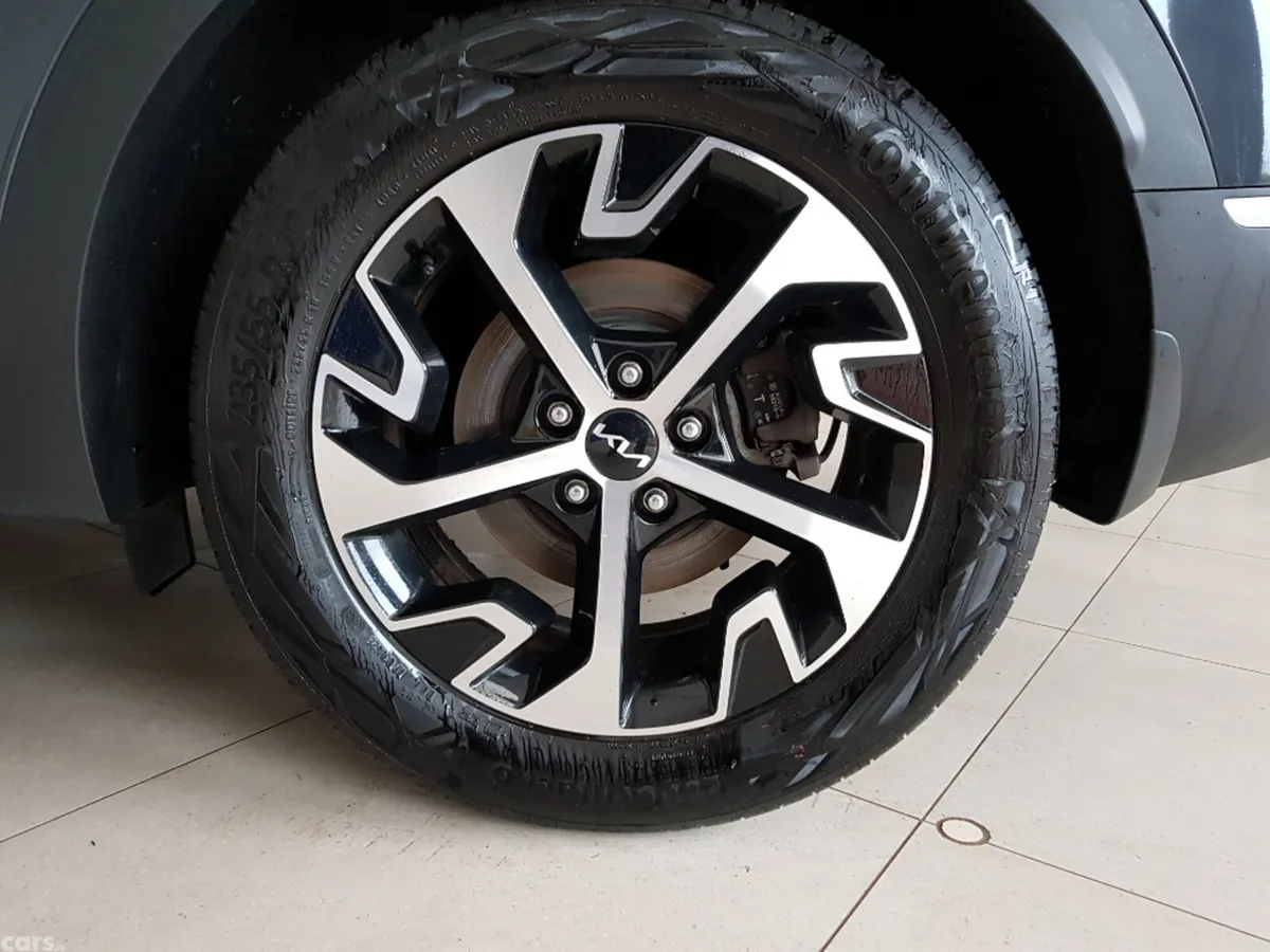 Kia Sportage MPV, Diesel, 2024, Grey