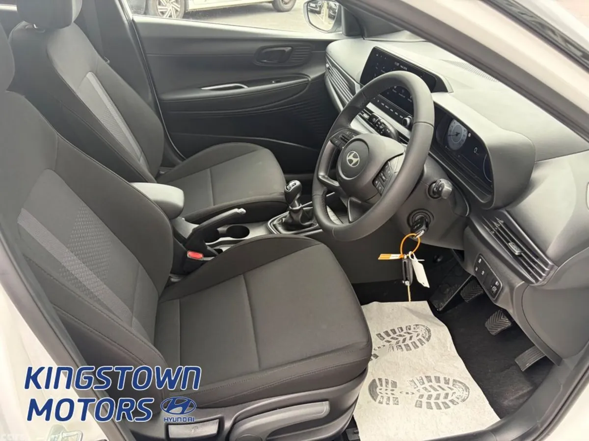 Hyundai i20 Hatchback, Petrol, 2026, White
