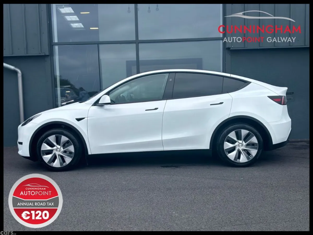 Tesla Model Y MPV, Electric, 2024, White