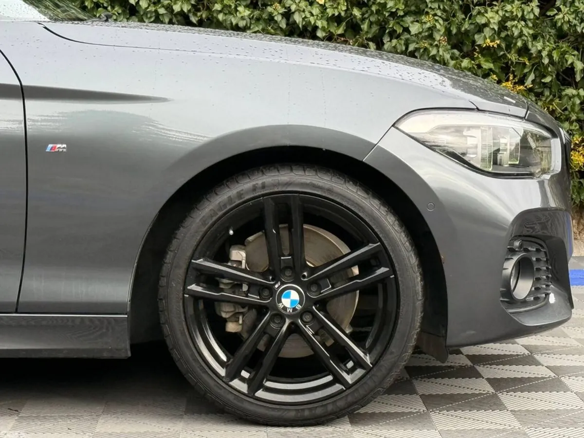 BMW 1-Series Hatchback, Diesel, 2018, Grey
