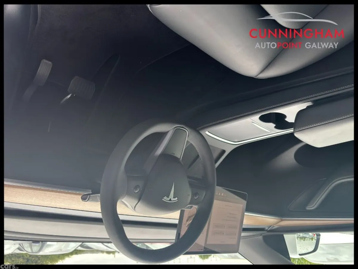 Tesla Model Y MPV, Electric, 2024, White