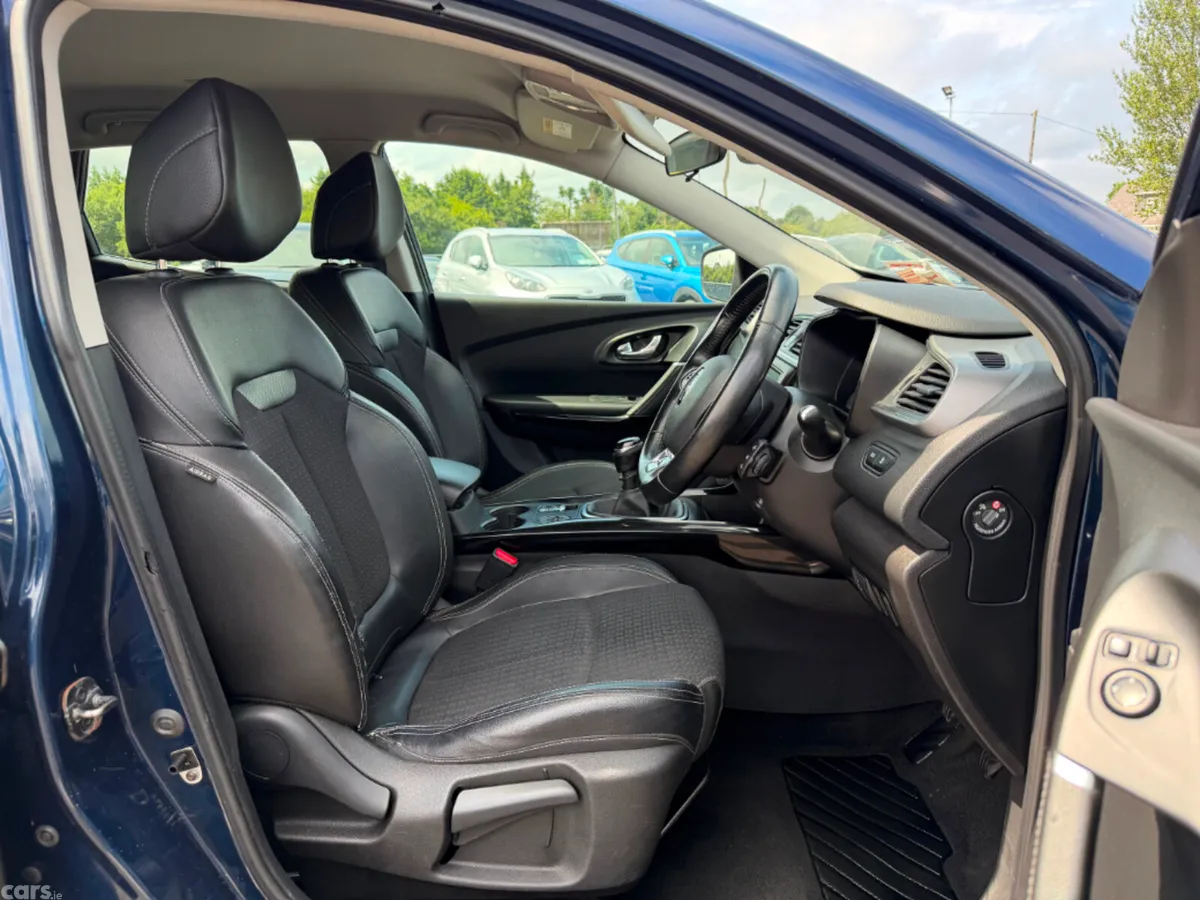 Renault Kadjar SUV, Diesel, 2017, Blue