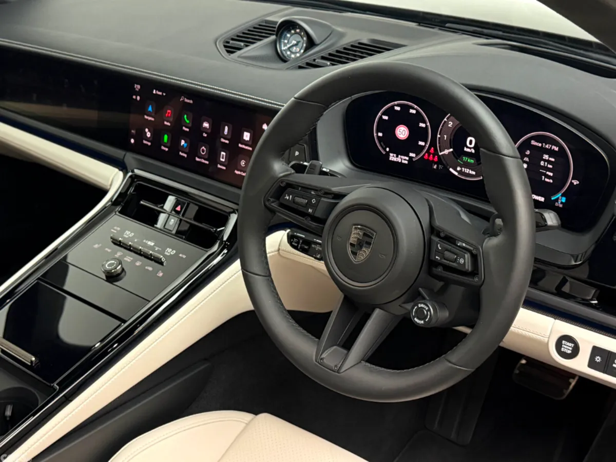 Porsche Panamera Hatchback, Petrol Plug-in Hybrid, 2025, Black