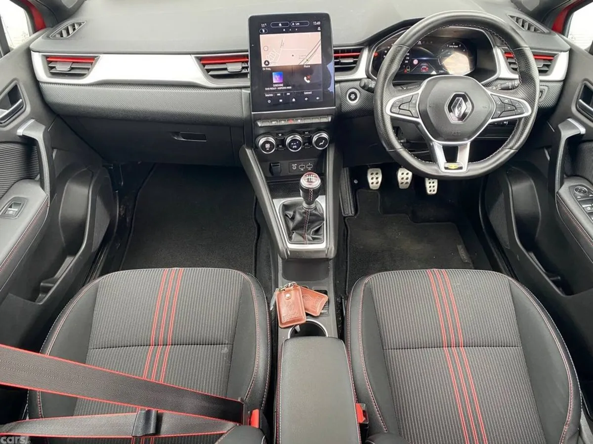 Renault Captur Hatchback, Petrol, 2023, Red