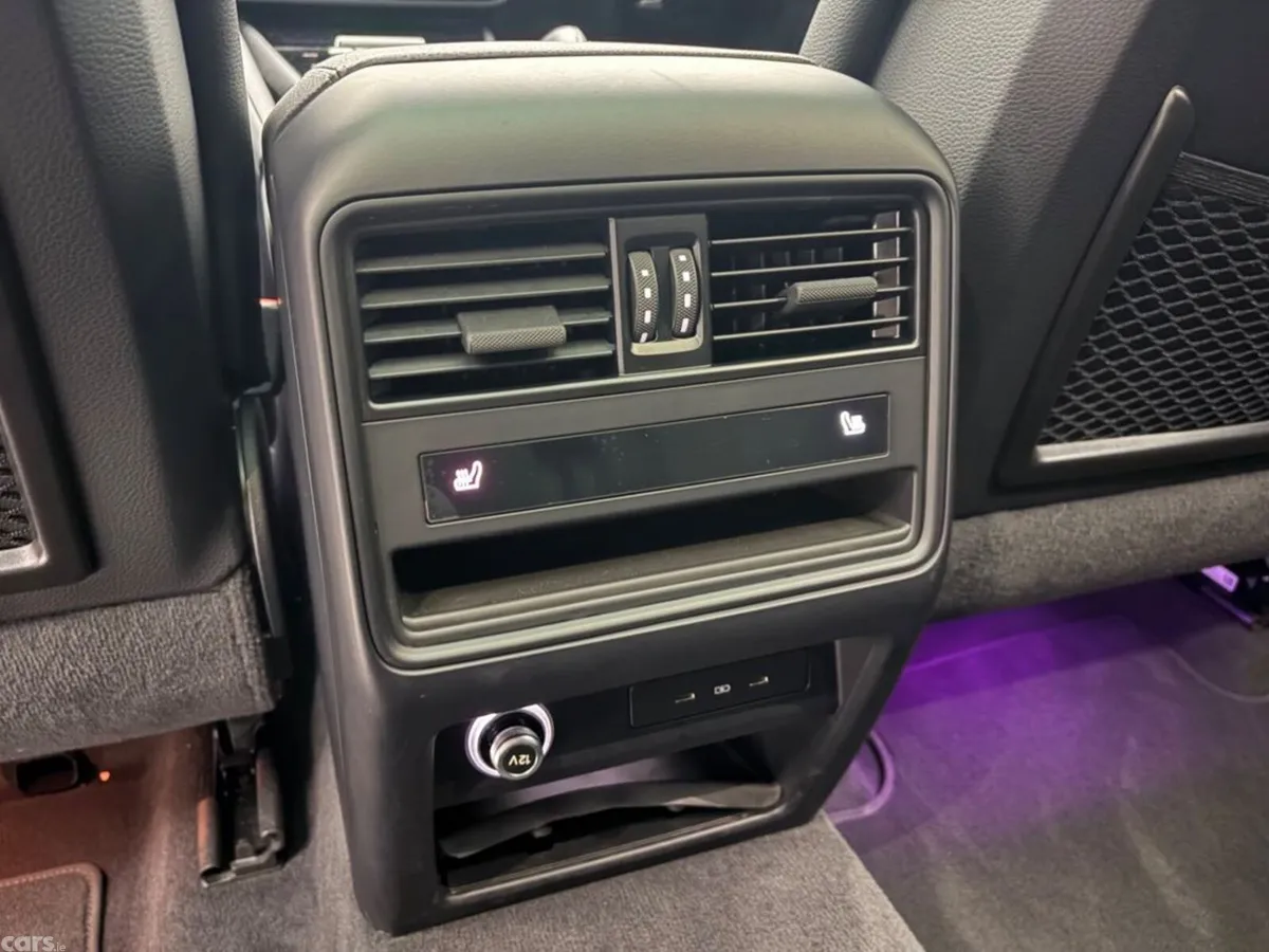 Porsche Cayenne Estate, Petrol Plug-in Hybrid, 2025, Black