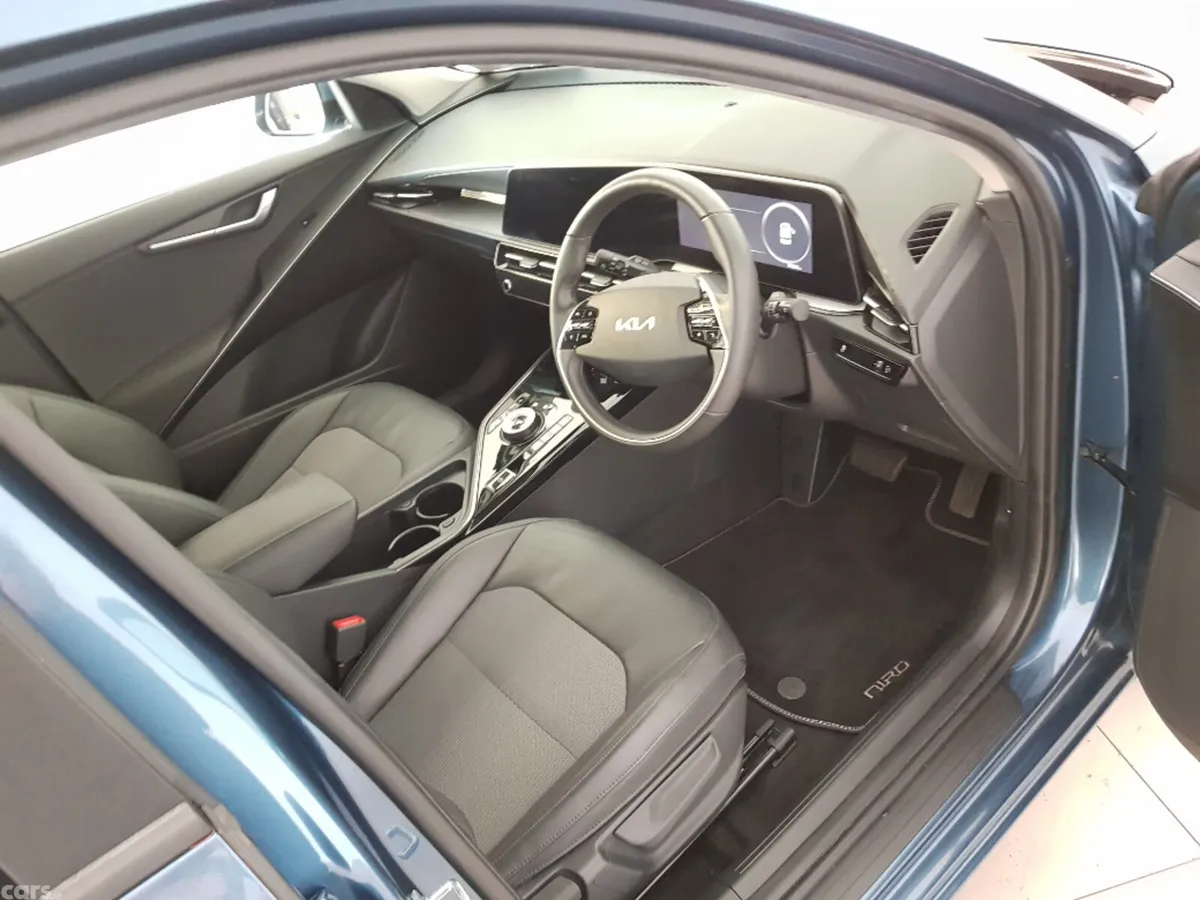 Kia Niro Estate, Electric, 2024, Blue