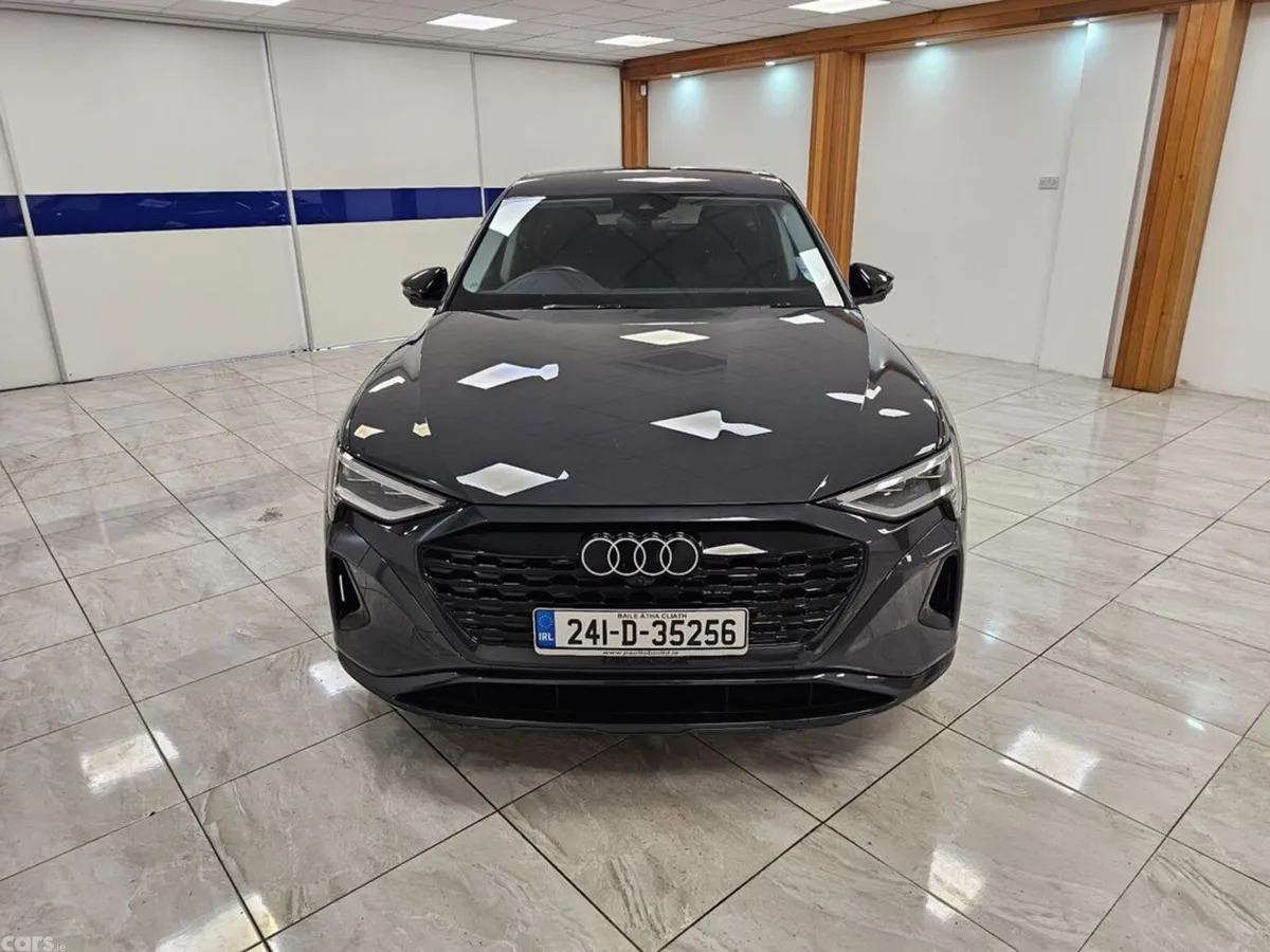 Audi Q8 e-tron Hatchback, Electric, 2024, Grey