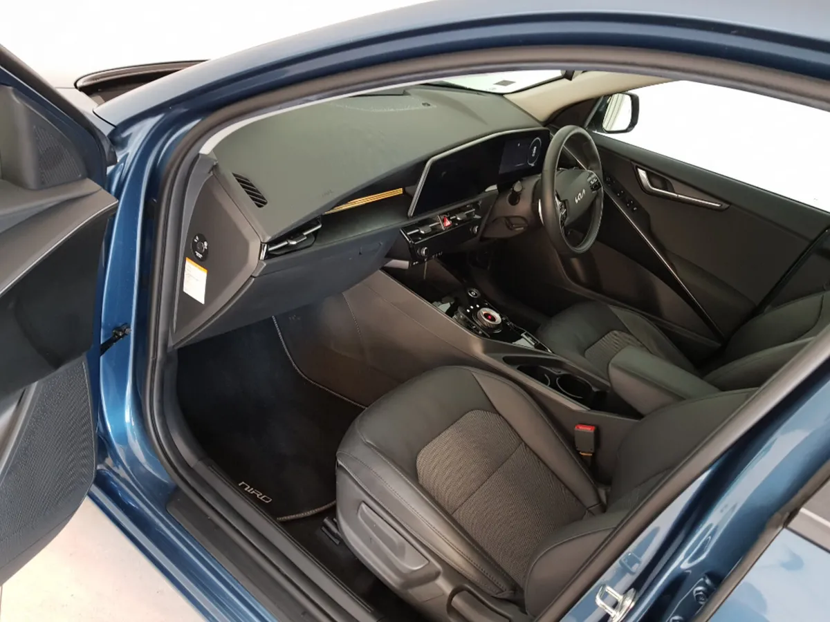 Kia Niro Estate, Electric, 2024, Blue