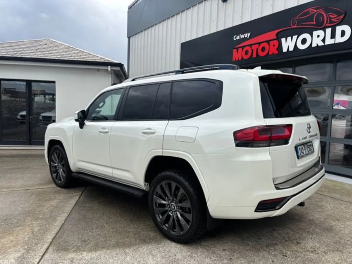 Toyota Land Cruiser SUV, Diesel, 2024, White