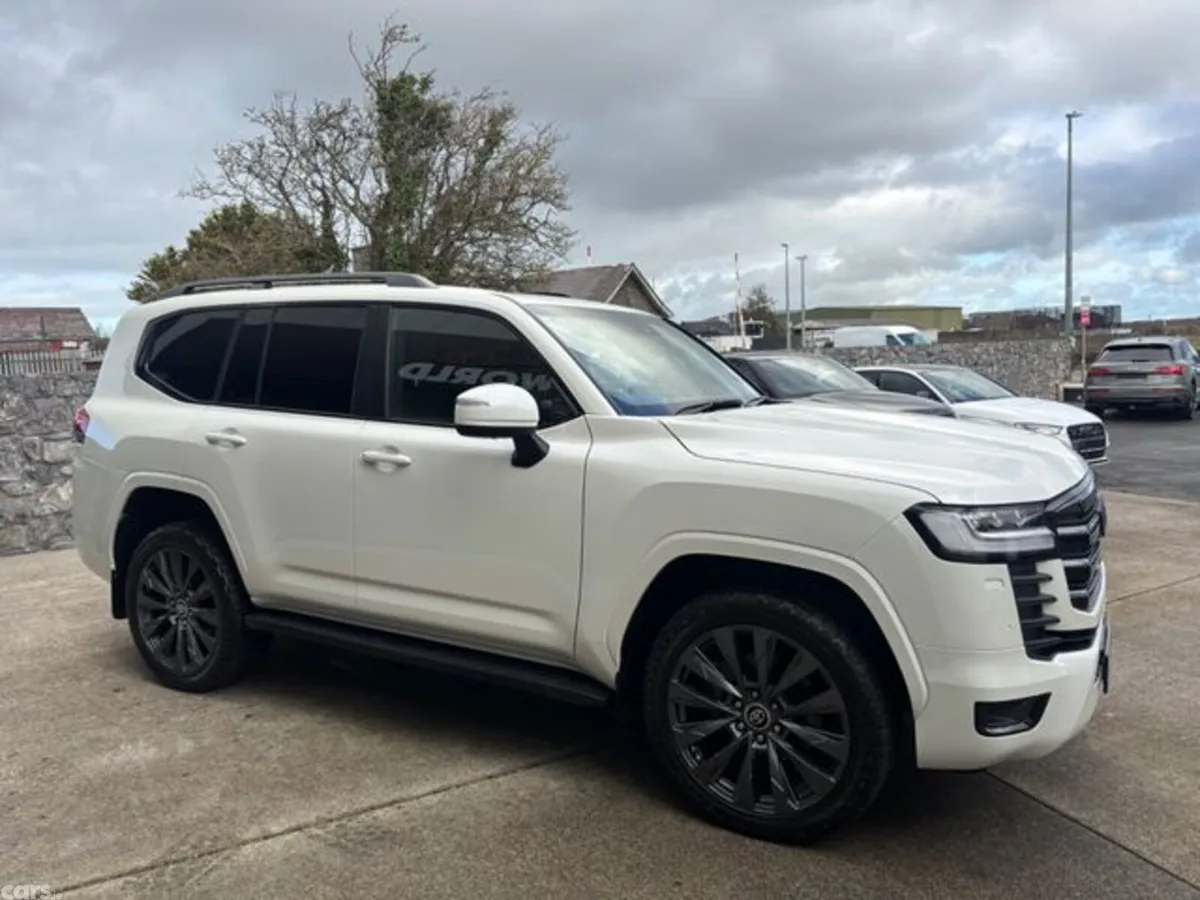Toyota Land Cruiser SUV, Diesel, 2024, White
