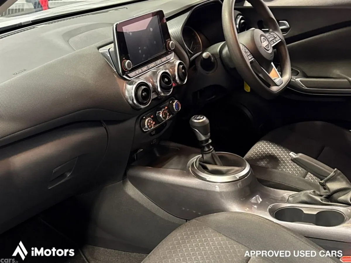 Nissan Juke SUV, Petrol, 2024, Grey