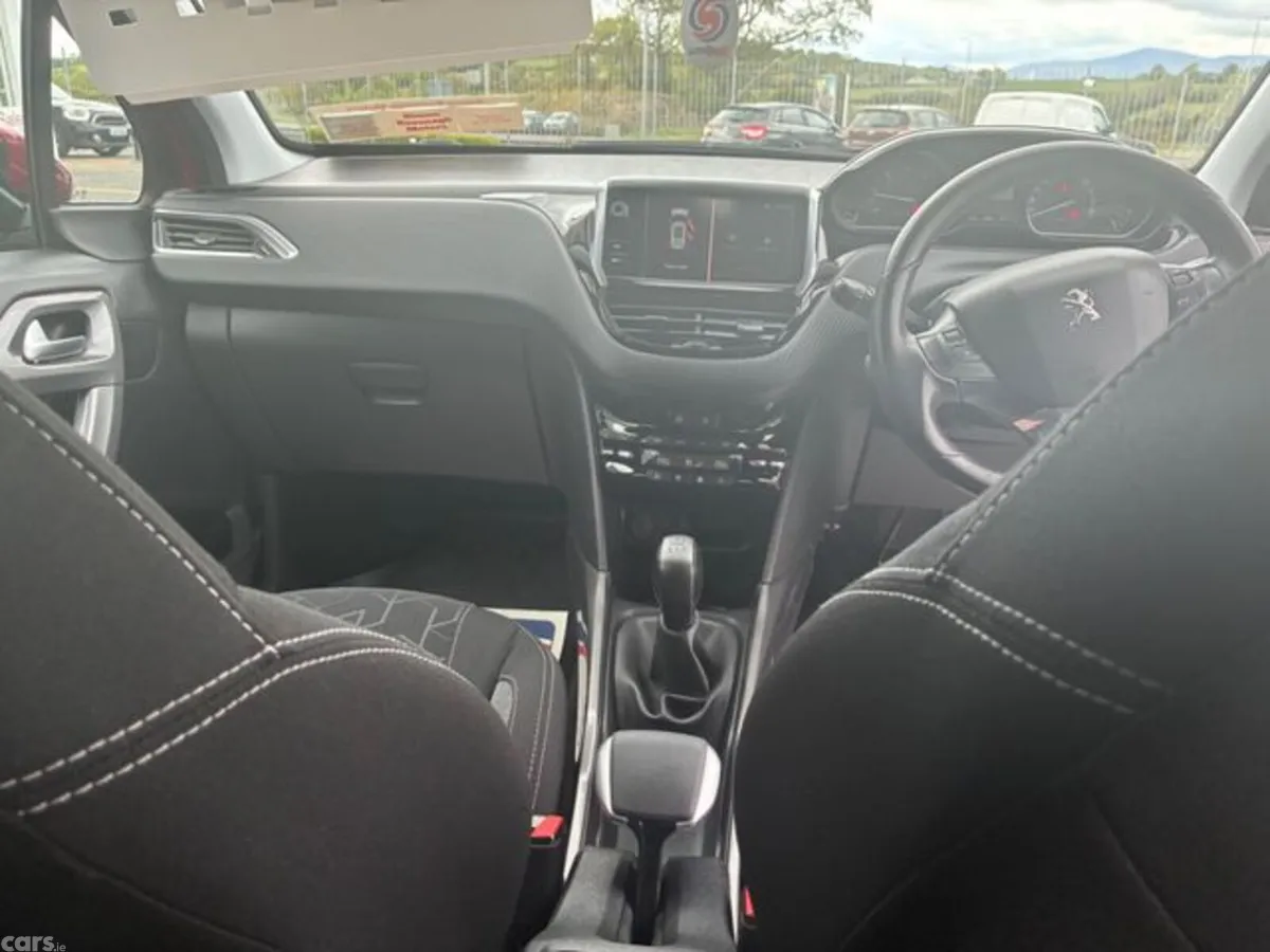 Peugeot 2008 SUV, Diesel, 2018, Red