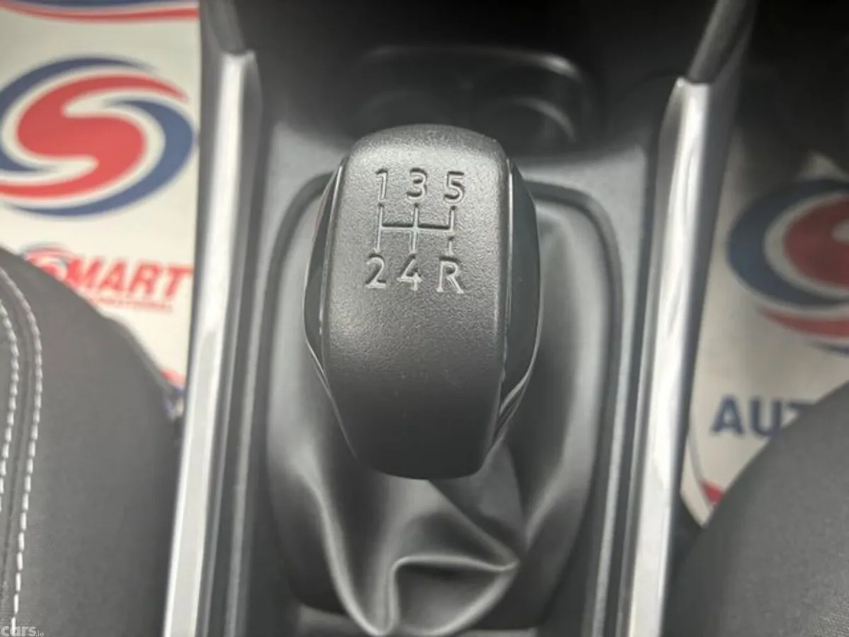 Peugeot 2008 SUV, Diesel, 2018, Red