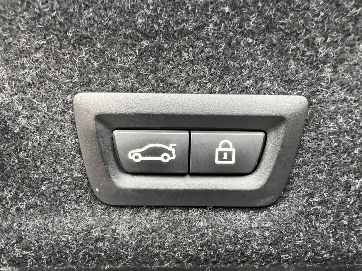 BMW 3-Series Saloon, Petrol Plug-in Hybrid, 2021, White