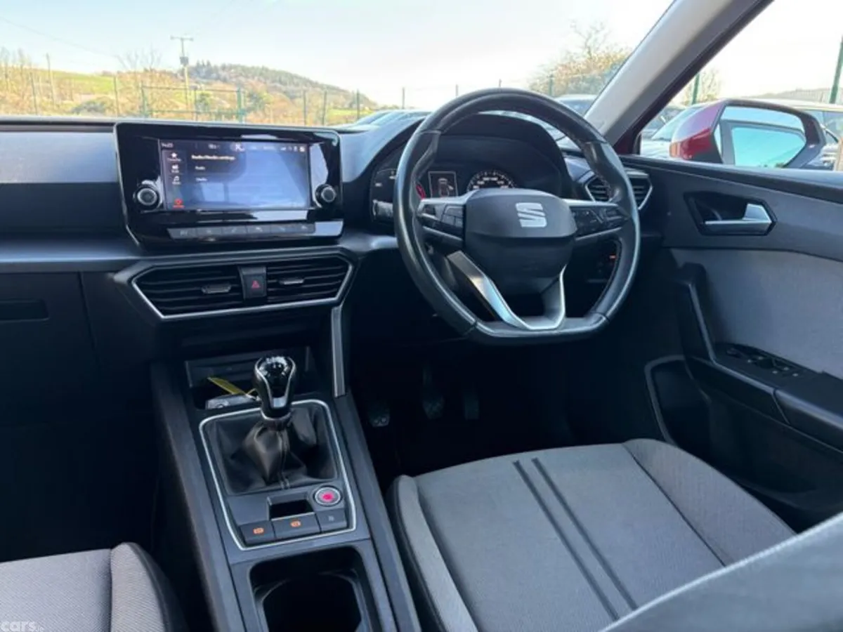 SEAT Leon Estate, Diesel, 2021, Red